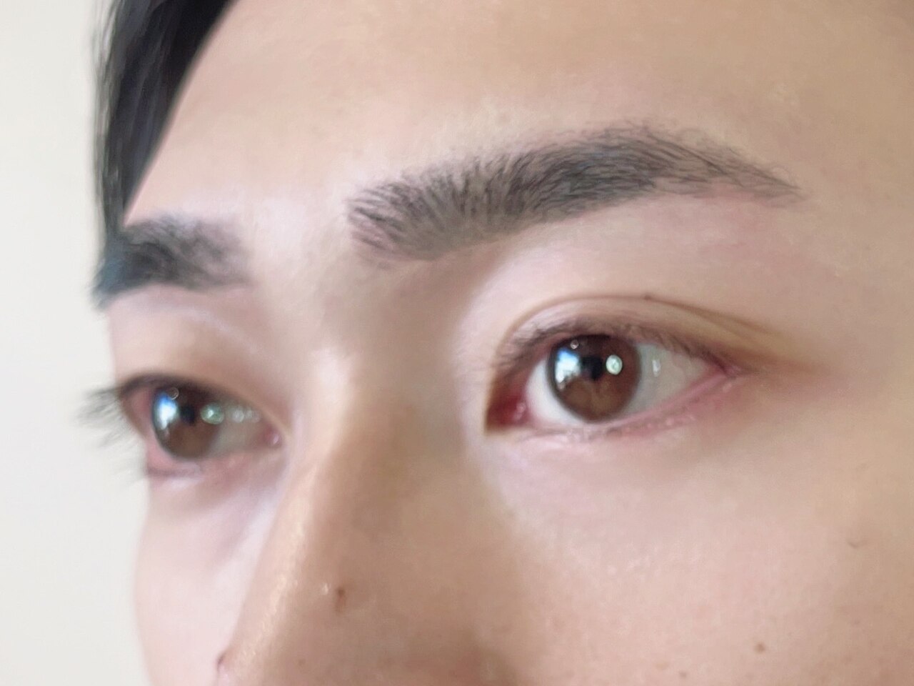 彼氏へのプレゼントに「眉毛サロン」の体験を。センスを褒められる、新しいギフトの選び方